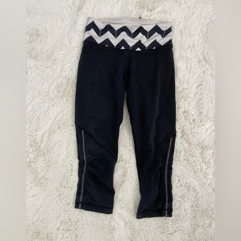 Black Cropped Lululemon Leggings